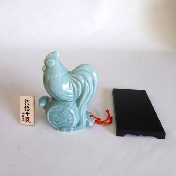 LUCKY ZODIAC ROOSTER JAPANESE YAKUSHI KILN CERAMIC FIGURE DISPLAY (NEW IN BOX) - Picture 7 of 9